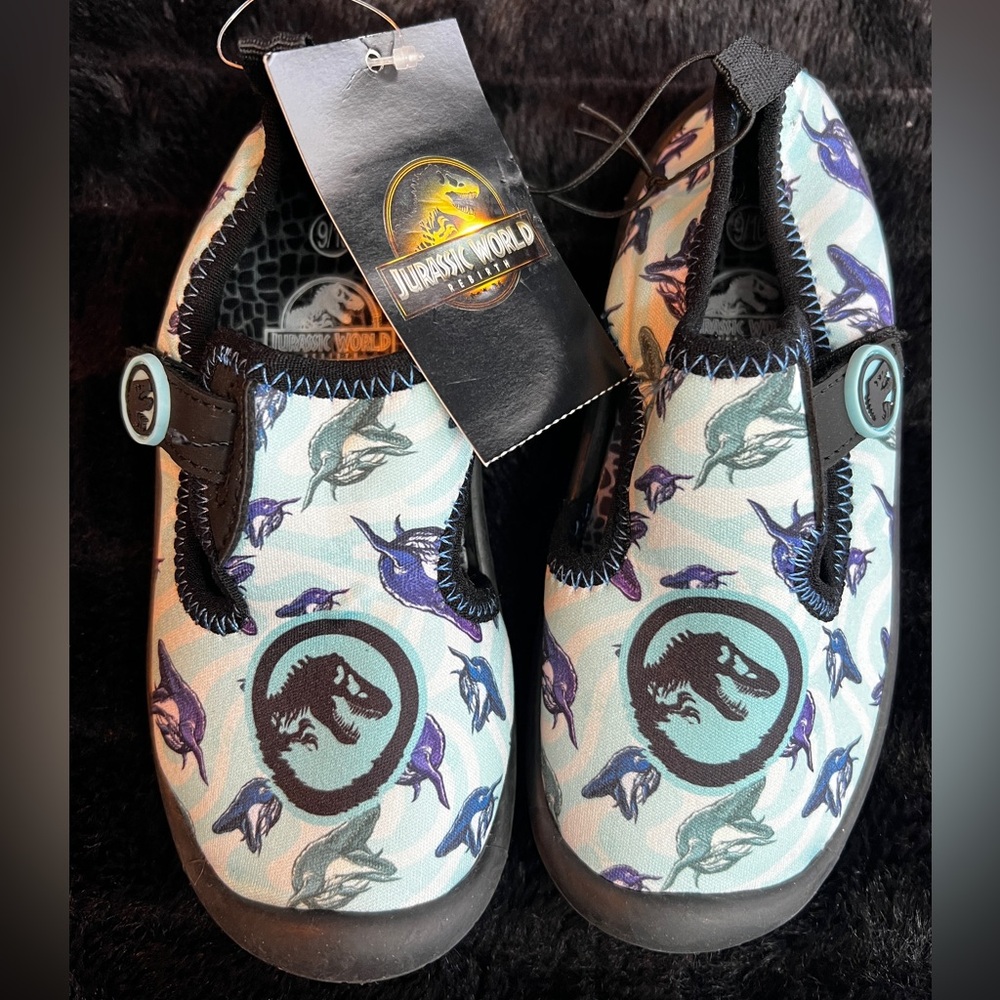 Jurassic World Kids Water Shoes - Black and Purple